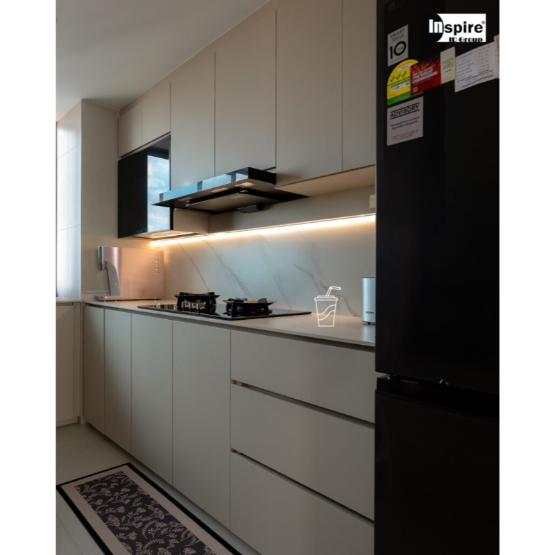 The Metropolitan Condominium thumbnail 4