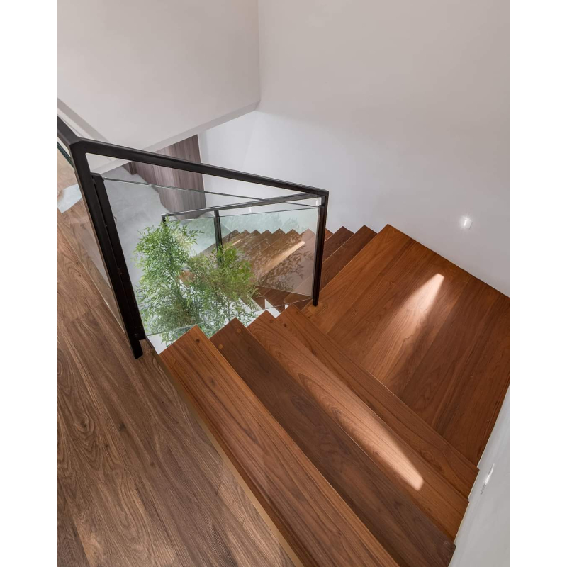 S. BounaVista Modern Contemporary Luxury thumbnail 4